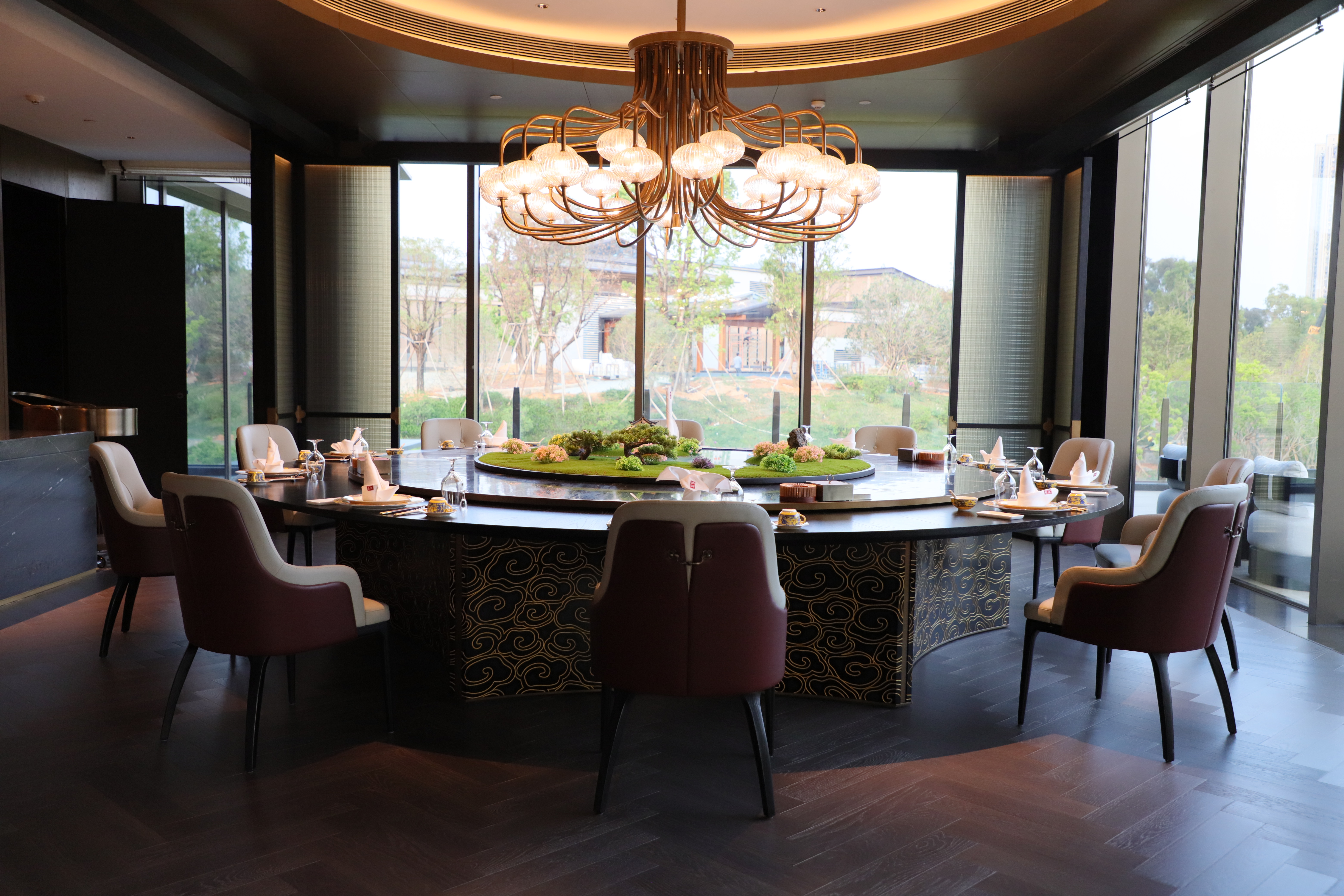 Zhuhai Zhengfang Xiangshan Hotel and MGM Huafu Hotel